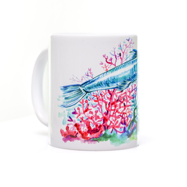 Tazza in ceramica lucida con disegno di una serdina